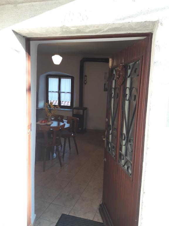 Apartment Valetovi Stanjel Bagian luar foto